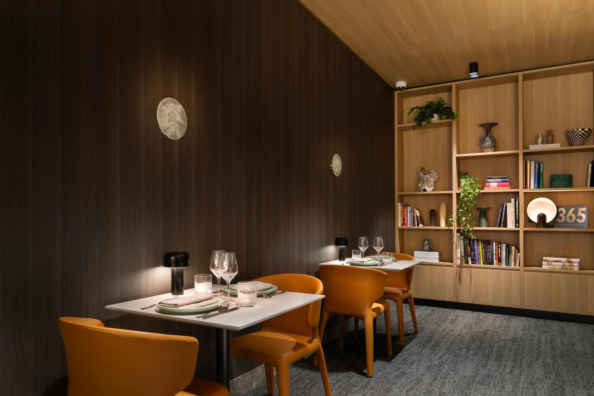 The Howey Melbourne Bagian luar foto